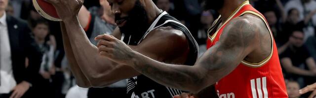 CRVENA ZVEZDA - PARTIZAN: Crveno-beli za majstoricu, crno-beli za finale