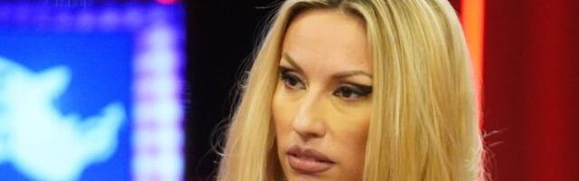 "Nisam mogla da ustanem do toaleta": Rada Manojlović i teškoj depresiji, iznela potresne detalje