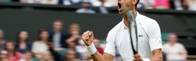 Novak se klizao, pustio Britance da se ponadaju pa ih brutalnim servisima vratio u realnost