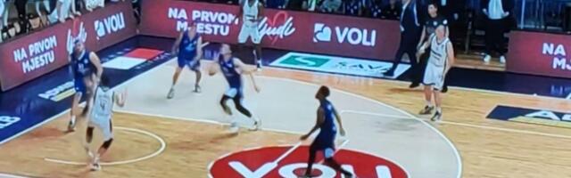 DA LI JE MOGUĆE!? Pogledajte promašaj Avramovića za pobedu Partizana u Morači (VIDEO)