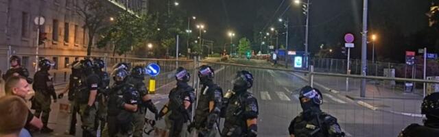 Na protestu priveden pa pušten i profesor fizike iz Matematičke gimnazije