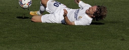 Real siguran protiv Ueske, gol Azara posle 392 dana