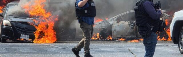 ‘Sve je gorelo, a onda je nastala jeziva tišina’: Nasilje posle ubistva vođe kartela u Meksiku