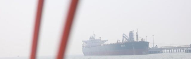 U Dubaiju pogođen tanker krcat naftom