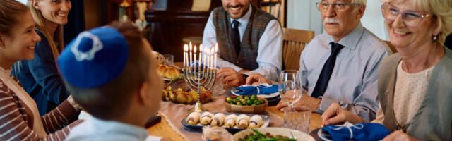 VEČERAS POČINJE PASHA: Evo kako Jevreji oslave svoj veliki praznik, koje običaje čuvaju vekovima i koja jela krase prazničnu trpezu