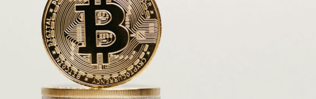Биткоин пао за 1,79 одсто на 54.170 евра