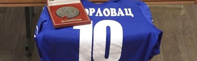 Lopove do ovog roka da vratiš orden! Uprava FK Orlovac iz Mrčajevaca oglasom ustalasala duhove