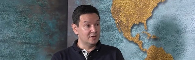 "Vučić je lažni patriota": Šarović podneo krivične prijave