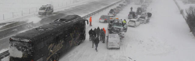 Апел возачима кроз кампању „За зиму се спреми и на време опреми“