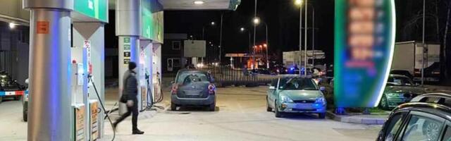 Prevarant u "Škodi" ponovo vara ljude na pumpama: Od vozača traži pare za gorivo pa se ovako pravda, Srbin ga odmah provalio