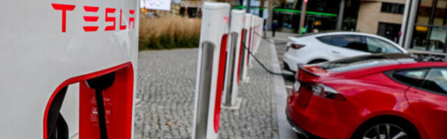 Број продатих „Теслиних” аутомобила у Француској утростручен  у марту