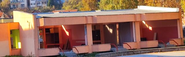 Počelo rušenje vrtića “Naše dijete”