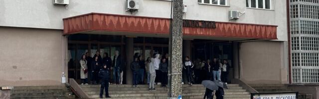 SRCE Leskovac o Gimnaziji: Izabrali ste da ućutkate decu, neće vam oprostiti