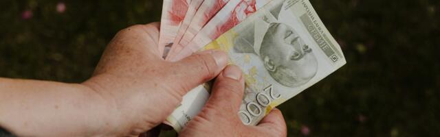 Pad prosečne plate: Januar za 800 dinara „slabiji“ od decembra