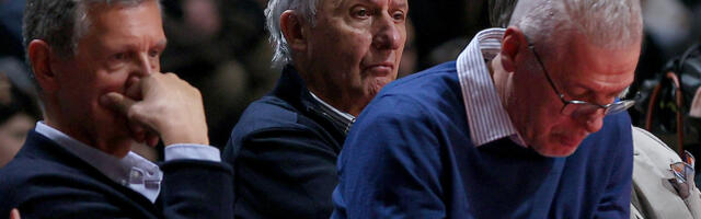 PEŠIĆ PREDAO PALICU: Legenda srpske košarke u prvom redu na debiju Alimpijevića!