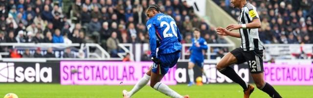 Kakav meč u Njukaslu: "Svrake" Imale sve, ali Čelsi se izvukao