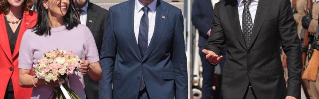 TRAMPOV POTPREDSEDNIK STIGAO U MAĐARSKU, DOČEKAO GA SIJARTO Džej Di Vens će se sastati s Orbanom i učestvovati na premijerovom mitingu (FOTO, VIDEO)