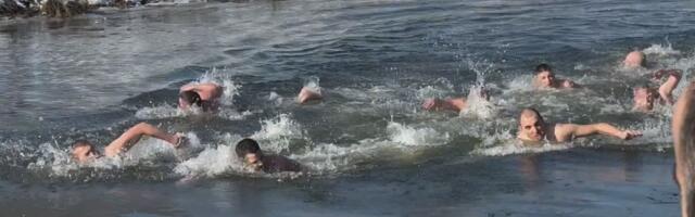 Počele prijave za plivanje za časni krst! Evo gde možete da se javite