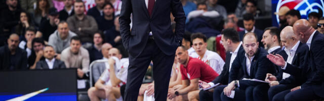 "Saša Obradović je uništio Zvezdu, mora da dobije otkaz": Drama na Malom Kalemegdanu, teraju trenera iz kluba