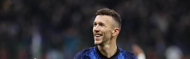 POVATAK NA APENINE: Ivan Perišić s tribina gleda utakmicu svog novog kluba?!