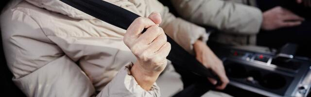 MUP SRBIJE UPUTIO APEL UČESNICIMA U SAOBRAĆAJU: Sigurnosni pojas smanjuje rizik od smrtnog ishoda, vežite se!