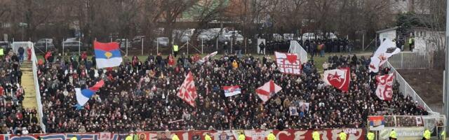Jasna poruka „delija“ igračima Zvezde pred početak meča na Banovom brdu (VIDEO)