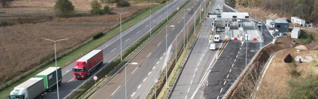 Klizište kod Sremskih Karlovaca, u toku izmena saobraćaja zbog sanacije