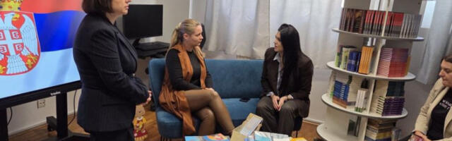 ​Дониране књиге лектире библиотеци Заједничког већа општина