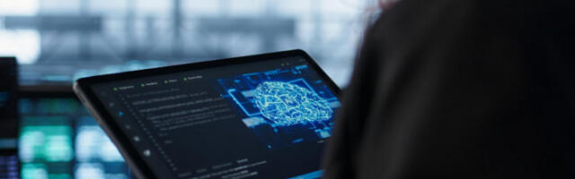 Просечан радник губи 1,5 радни дан месечно због АИ алата