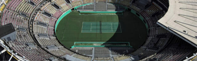 Велики пожар на велодрому у Рио де Жанеиру: ватрогасци се боре са ватреном стихијом