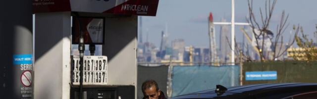 Малопродаја у САД месечно порасла 1,7 одсто