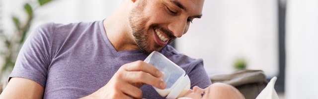 Kako biti najbolji tata: saveti za ishranu bebe mlečnom formulom
