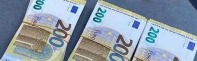 BANKARKA NA SVOJE RAČUNE PREBACILA VIŠE OD 20.000 EVRA! Hapšenje u Novom Sadu!