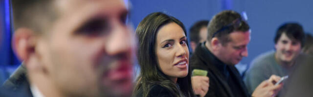 ŽENA IZ SENKE KOJA KROJI SUDBINU ALEKSANDRA MITROVIĆA: Bez vatrene Kristine ZVER IZ SMEDEREVA ne bi ni postojala! (FOTO)