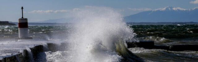 Олуја погодила Грчку, једна особа погинула