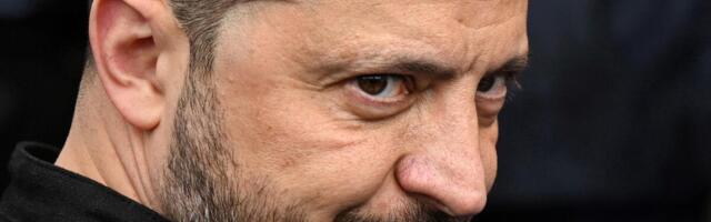 ZELENSKI SE OGLASIO SA STRAŠNIM VESTIMA: "Poginulo 52 ljudi, od toga 22 dece..."