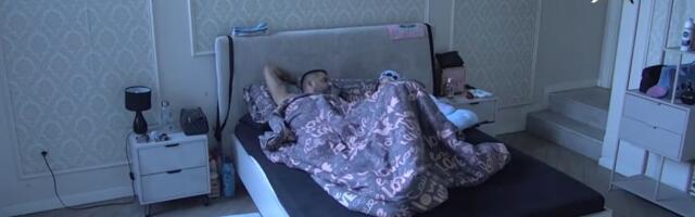 "Gadiš mi se, sve što je lepo pokvariš!": Brutalan okršaj Maje i Asmina u hotelskoj sobi