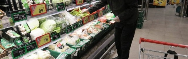 PISMO PROFESORKE: Mom dedi, verujućem penzioneru