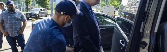 Рогозинов саветник ухапшен због велеиздаје