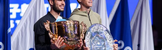 RODŽER FEDERER ŠOKIRAO SVE: „Sineru i Alkarazu organizatori turnira nameštaju titule“