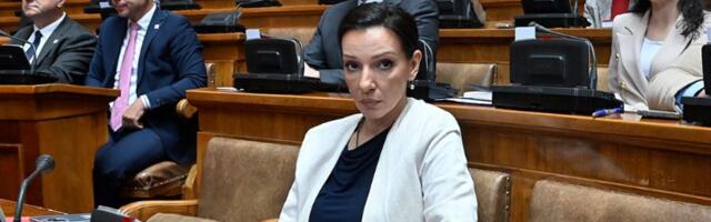 Tepić: Vučić sprovodio čistku u MUP-u kako bi sprečio hapšenje ministra Selakovića