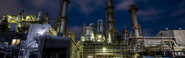 Нестабилне цене нафте због увећаних геополитичких ризика