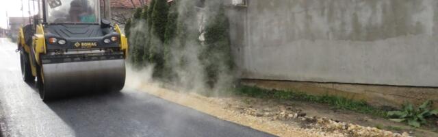 Asfaltirana Lešnička ulica (FOTO)