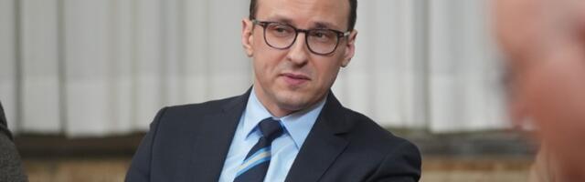 Petković optužio Kurtija za držanje političkih zatvorenika po kazamatima