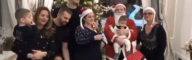 Bogoljub Karić kao Deda Mraz čestitao srpsku Novu godinu, video za sat vremena prešao 200.000 pregleda