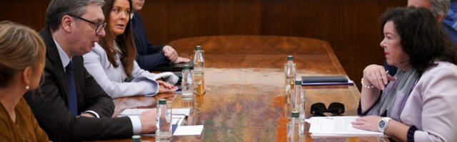 Потписан Уговор између РФЗО и АстраЗенеке о новим иновативним лековима