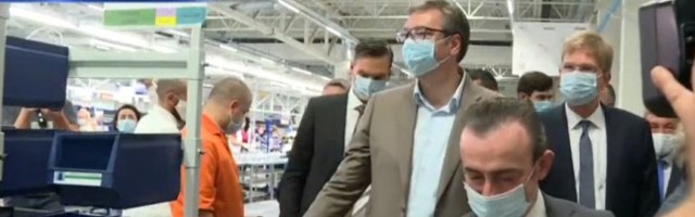 /uživo/ Vučić na otvaranju fabrike Leoni u Kraljevu!