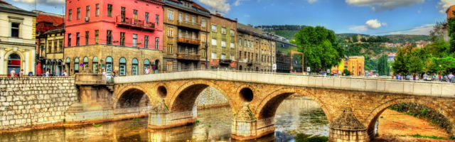 Zašto se uoči izbora malo priča o ekonomiji?