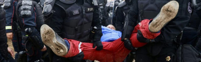 Интервенција полиције у Ботуну уздрмала темеље власти у Црној Гори