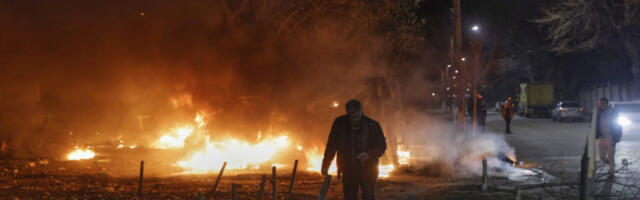 NAPADNUTA MOSKVA! Gorelo nebo tokom jutra, dronovi kamikaze poleteli u znak osvete za Harkov (VIDEO)